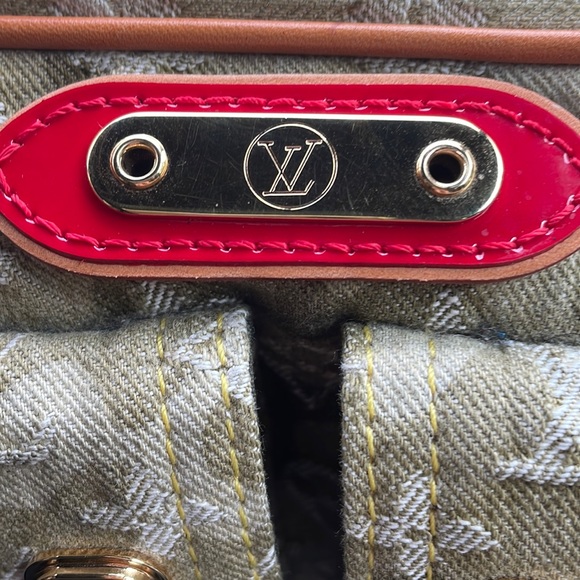 Authentic and rare Limited Edition Louis Vuitton X Takashi Murakami. - Picture 6 of 8